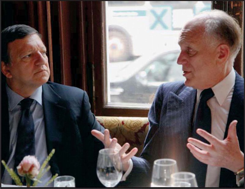 Ronald Lauder, President of World Jewish Congress (right), with the President of the European Union, Jose Manuel Barroso, of Portugal. Developing the next generation of young Jewish professionals engaged in public diplomacy.