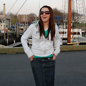 Melody Yaghoubi a current Stern student.