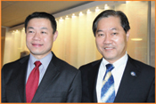From left: NYC Comptroller, John Liu, and President of Korean Public Affairs Committee, David Chulwoo Lee.