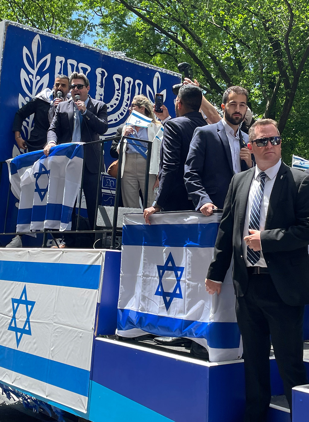 Ambassador Ofir Akunis, Consul General of Israel in New York float