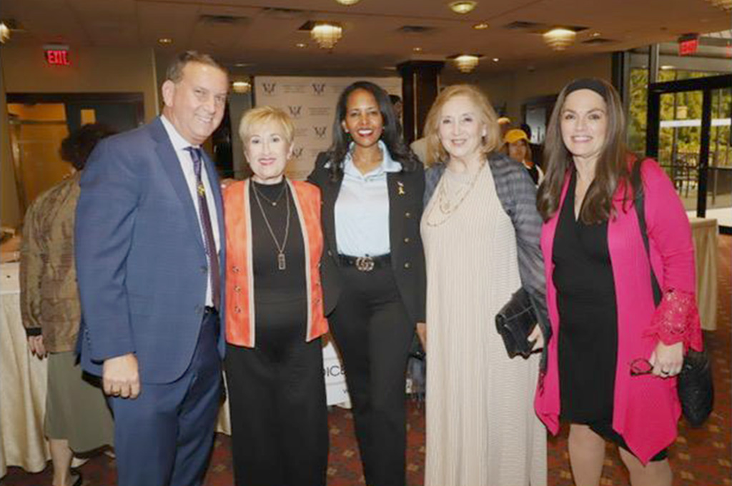 Honoree Rick Lewis, recipient of of Rabbi Mark Golub Person of the Year Award, Andrea Bolender, Voices Board Member, Mazi Pilip, Nassau County legislator. Susanne Seperson, EASAPP, and another Voices supporter.