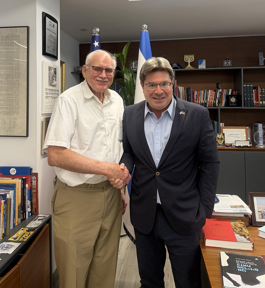 Consul General Ofir Akunis with Jewish Post publisher Henry Levy