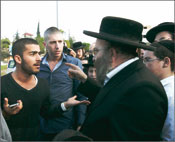 Confrontation in Beit Shemesh: Orthodox vs. secular. Photo: Olivier Fitussi/Israel Sun